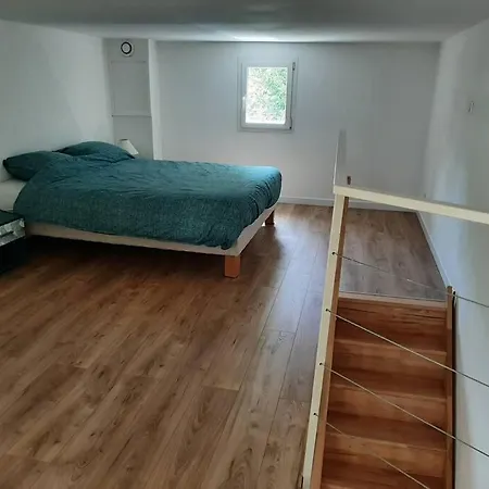 Appartement Loft Avec Jardin En Et Parking *