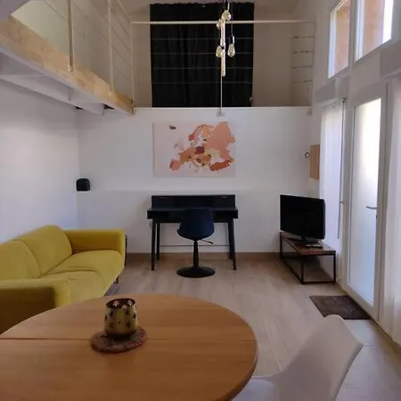 Loft Avec Jardin En Et Parking *