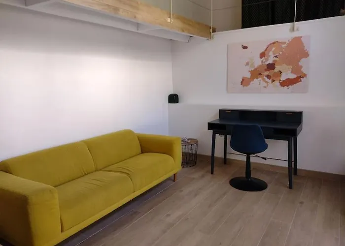 Loft Avec Jardin En Et Parking Montpellier