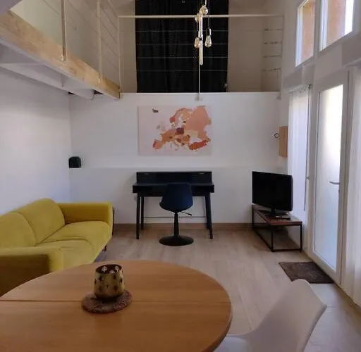 Loft Avec Jardin En Et Parking *