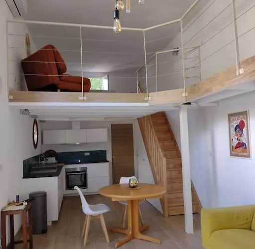Loft Avec Jardin En Et Parking Apartman